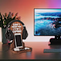 Miniatyrbild 6 av 7: Gamer-gåvor för tonårspojke, spelrumsdekor för män, bästa presenter till son, pojkvän, make, träheadsetstativ för spelbord