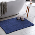 Miniatyrbillede 5 af 5: Skridsikker Mikrofiber Badeværelses- og Toiletmåtte - Blød & Behagelig Måtte med Maskinvaskbar Design - Vandabsorberende & Hurtigtørrende til at Holde (40x60cm) Blå Navy