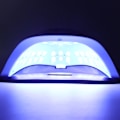 Pikkukuva 5 / 8: 90W Ammattimainen LED UV-geelilakka-kuivauslamppu Muodikkaat kynsien kovetuslaitteet 100-240V Kulta EU-pistoke