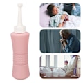 Miniatyrbilde 1 av 8: 500ML Bidetflaske Bærbar Håndholdt Multifunksjonell Postpartum-pleie Bidet Rosa med Oppbevaringspose for Reiser Rett Hode
