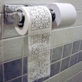 Miniatyrbild 2 av 7: Roligt Present Toalettpapper Med Delikat Textur, Tryckt Mönsterdesign Ger Glamour Till Varje Miljö