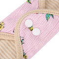 Miniatyrbild 1 av 2: Tvätthållbar Tygmenstruationspad Fjäderformad Vinge Återanvändbar Hygienisk Bind Panty Liner Rosa 200mm