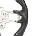 Pikkukuva 5 / 8: Taottu hiilikuituohjauspyörä, rei'itetty nahka, punaiset ompeleet, korvaava Ford Mustang EcoBoost GT:lle 2018-2023