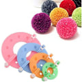 Miniatyrbild 1 av 8: Enkel pysselupplevelse: Fluffbollsvävstol Nålhantverk DIY Ullstickningsverktygsset, lättanvänd pompom-tillverkare med ABS-harts, mycket roligt sparande