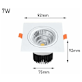 Miniatyrbild 2 av 5: Stilren LED Downlight, Valbar Färgtemperatur För Anpassad Belysning, Aluminiumlegeringshölje Säkerställer Hållbar Värmeavledning På Kontoret
