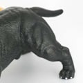 Miniatyrbillede 1 af 2: Hundefigur i Resin Simuleret Udsøgt Sød Hundestatue Bilindretning Instrumentbræt Ornament Sort