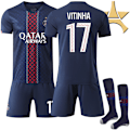 Pikkukuva 1 / 3: 25-26 Paris Saint G ermain Lasten Kotipaita 1-tähti Nro 17 Vitinha No. 17 Vitinha 20