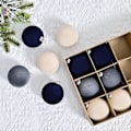 Miniatyrbild 4 av 5: 12-pack Flockade Julgranskuleprydnader Juldekorationer Splittersäkra Mörkgröna Multi Dark Blue Multi Small