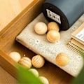 Miniatyrbild 2 av 3: Naturliga Cederträkulor Cederträ Malmedel För Garderober Anti Mal Och Insektskulor För Klädförvaring 30 St