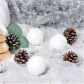 Miniatyrbild 3 av 5: #10 stycken julgranskulor i cylinderform#