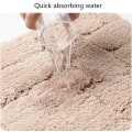 Miniatyrbillede 1 af 5: Halvmåneformet Absorberende Mikrofiber Gulvmåtte (Lysebrun) - E