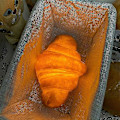 Miniatyrbillede 5 af 5: Croissant Natlampe Batteridrevet Brødform Dekorativ LED Lampe Til E Bagerbutiksvindue