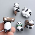 Pikkukuva 4 / 5: #1kpl Panda-magneetti jääkaappiin puulle istuvan