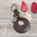 Miniatyrbillede 3 af 5: Højde 4,5 cm * Bredde 4 cm, Nøglering, Klassisk Vintage Stil, Sød