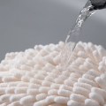 Miniatyrbild 4 av 5: (Vit, Grå) Set med 2 Chenille Handdukar Innehåller Inte Handduk