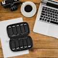 Miniatyrbilde 4 av 5: USB-minnebrikke Etui Mykt Materiale Tommelstasjon Holder etui, USB-stasjon Holder Organizer, Bærbar Elektronisk Tilbehørsveske for USB-minnepinne med