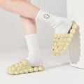 Pikkukuva 3 / 4: Bubble Slides Golfpallokengät, Hauskat naisten litsi-hieronta Bubble -tohvelit, Liukumattomat paksupohjaiset kotitohvelit Suihkusandaalit, 38/39
