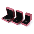 Miniatyrbilde 6 av 6: #Smykkeboks ringer øredobber halskjeder armbånd smykke gaveboks#