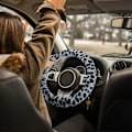 Miniatyrbild 5 av 5: Universal Passform Päls Bilratt Skydd, Leopard Vinter Varmt Fluffigt Fordonsrattsskydd för Bil, SUV