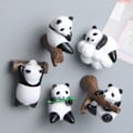 Pikkukuva 2 / 5: #1kpl Panda-magneetti jääkaappiin puulle istuvan