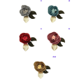 Miniatyrbilde 4 av 4: Stoff Rose Blomster Brosje Slips Knapp Badge Brosjer Smykker Kjole Sjal Skjerf Spenne Gaver til Kvinner Tilbehør