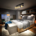 Miniatyrbild 5 av 5: Taklampor med 3 spotlights, moderna takräls och ledstänger, kök, vardagsrum, korridor, matsal