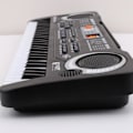 Miniatyrbild 2 av 4: 61 tangenter med mikrofon Elektronisk orgel Piano Keyboard Leksaker Pedagogiska leksaker Present Svart