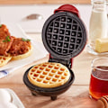 Pikkukuva 2 / 4: TD® Mini Waffle Maker Aamiaiskone Pyöreä Vohvelikone Pyöreä Pannukakkukone Sandwitchkone Aamiaiskone Punainen 350W