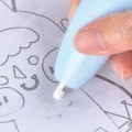 Miniatyrbillede 2 af 4: TD® Genopladelig automatisk gummi skoleartikler nul mærke elev speciel maling skitse skrive med lavt støj