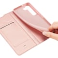 Miniatyrbild 9 av 11: Dux Ducis Skin Pro Fodral med Flik för Samsung Galaxy S22+ (S22