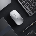 Miniatyrbild 2 av 5: Uppladdningsbar trådlös mus, Silent Infamous Click Mini Silent Optical Mouse, Ultratunn 1600 Dpi för bärbar dator, PC, bärbar dator, dator, Macbook (Clear Sil