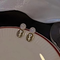 Miniatyrbillede 1 af 5: 1 par Retro små øreringe til kvinder med designsans, temperamentsfulde øreringe