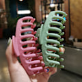 Miniatyrbild 4 av 5: ##/Hårklämma 4 stycken hårklämmor stora plastklämmor##/