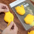 Miniatyrbillede 3 af 5: Imitation skrællet mango langsom rebound afstressende legetøj