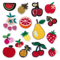 Miniatyrbild 2 av 5: Broderade Fruktlappar (Set med 16), Söta Frukt Iron-On/Sy På