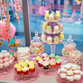 Miniatyrbild 1 av 5: (32cm*30cm) Cupcakesställ 3-våningar Kartong Cupcakesställ för Baby