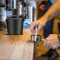 Pikkukuva 4 / 5: Kahvinpurukopan kitti, knock box, purkit, annostelija, säiliö, suodatin, tarvikkeet, po