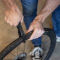 Miniatyrbillede 3 af 5: Sort cykeltyverityverisæt dækplys reparation dæk nøgle tyverisæt M