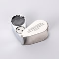 Miniatyrbild 2 av 5: 40X Juvelerlupp Metallvikbar Förstoringsglas med UV LED-lampa