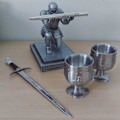 Miniatyrbild 4 av 5: Pennställ Executive Knight - Soldatrustning, Hjältepenn