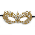 Miniatyrbild 1 av 5: /#/Maskeradmask i spets med diamanter för maskeradbal/#/