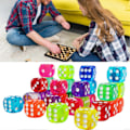 Miniatyrbillede 3 af 5: 100 stk. farvede terninger med snørelukning, bulk akryl spil terninger, glatte spin, transparente terninger til matematik læringsspil i klasseværelset 16mm