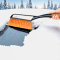 Miniatyrbilde 2 av 4: 27-tommers snøbørste og avtakbar isskrape med ergonomisk skumhåndtak for biler, lastebiler, SUV-er (Heavy Duty ABS, PVC-børste)
