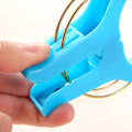 Miniatyrbilde 4 av 5: 8 stk. vindtette klesklyper i plast