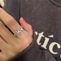 Miniatyrbillede 1 af 5: Sød kanin og gulerod ring