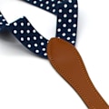 Pikkukuva 4 / 4: Housut ja perhosolmiosetti - Elastinen polka dot -kuvio - Miesten vaatevarusteet häihin ja muihin juhliin