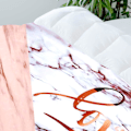 Miniatyrbild 4 av 5: Sängkläder för vuxna, Täckeöverdrag, Elegant Roséguld Marmor med Kärlek, 1 Täckeöverdrag 220 x 240cm + 2 Kuddfodral 50 * 75 CM