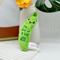 Miniatyrbild 4 av 6: Crunchy Pickle Kicker Dental Catnip Cat Toy 15CM grön