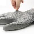 Miniatyrbilde 4 av 5: Et par kuttresistente hansker (L-22,5 cm), nivå 5 kuttresistente hansker