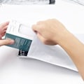 Miniatyrbilde 2 av 4: 100 stk plastkonvolutter fraktposer, emballasje for klær, fraktpose, selvklebende pakkeposer, ugjennomsiktige poser, for tekstiler og skobokser